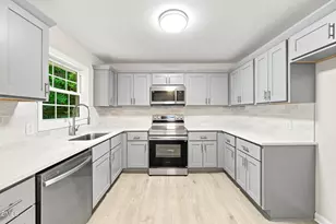 3012 Byrd Ave, Sanford, NC 27332 - Photo 3