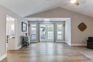 141 Clancy Cir, Cary, NC 27511 - Photo 7
