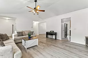 215 Nelson Ct, Clayton, NC 27520 - Photo 9