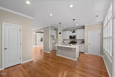 6843 Middleboro Drive, Raleigh, NC 27612 - Photo 9