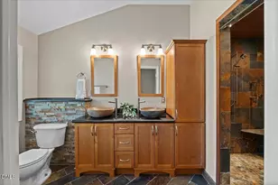 6843 Middleboro Dr, Raleigh, NC 27612 - Photo 21
