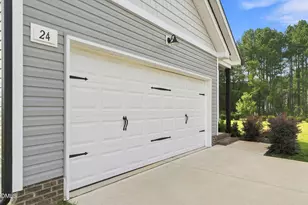 24 Olde Pl Dr, Zebulon, NC 27597 - Photo 3