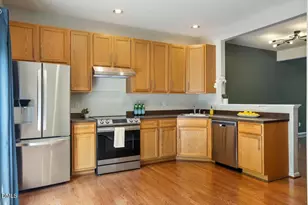 5442 Echo Ridge Rd, Raleigh, NC 27612 - Photo 9