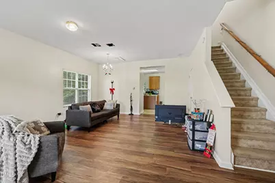 142 Queensberry Court, Greensboro, NC 27405 - Photo 9