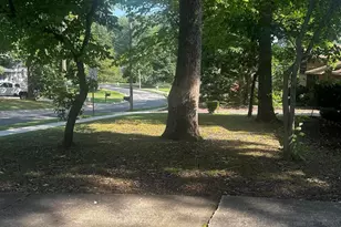 4405 Drexel Dr, Raleigh, NC 27609 - Photo 9