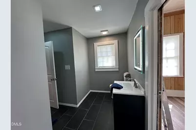 201 N Massey Street, Selma, NC 27576 - Photo 15