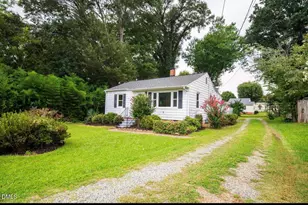 611 E Finch St, Siler City, NC 27344 - Photo 1