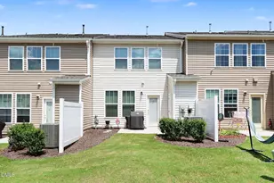 66 Hanging Moss Trl, Clayton, NC 27527 - Photo 5