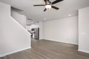 185 Seville Wy, Clayton, NC 27520 - Photo 5