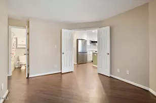 924 New Kent Pl, Cary, NC 27511 - Photo 17