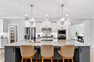 7421 Stonehenge Farm Ln, Raleigh, NC 27613 - Photo 5