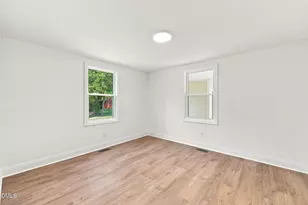 1409 Tulip St, Clayton, NC 27520 - Photo 15