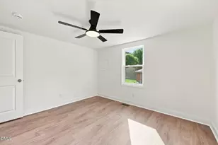 1409 Tulip St, Clayton, NC 27520 - Photo 21