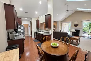 2613 Saintsbury Dr, Burlington, NC 27215 - Photo 9