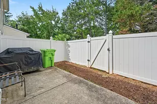 8207 Martello Ln, Raleigh, NC 27613 - Photo 19