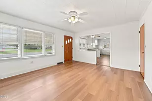 206 W Woodall St, Benson, NC 27504 - Photo 7
