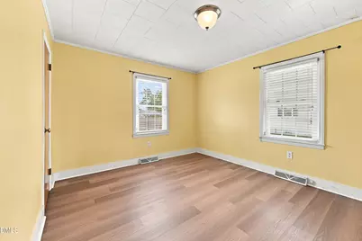 206 W Woodall Street, Benson, NC 27504 - Photo 23