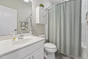 10330 Sablewood Dr, Raleigh, NC 27617 - Photo 21