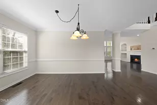 101 Palmwood Ct, Cary, NC 27519 - Photo 7