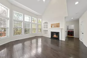 101 Palmwood Ct, Cary, NC 27519 - Photo 17