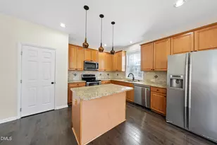 101 Palmwood Ct, Cary, NC 27519 - Photo 21
