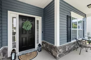 438 Lakemont Dr, Clayton, NC 27520 - Photo 5