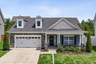 438 Lakemont Dr, Clayton, NC 27520 - Photo 1