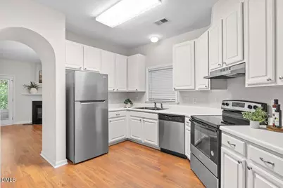 514 Glenolden Court, Cary, NC 27513 - Photo 5
