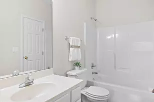 514 Glenolden Ct, Cary, NC 27513 - Photo 9
