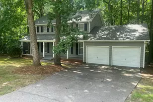 8217 Clear Brook Dr, Raleigh, NC 27615 - Photo 3