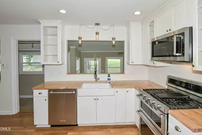 6121 Yates Mill Pond Road, Raleigh, NC 27606 - Photo 7