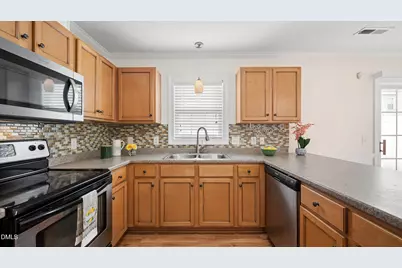 112 Chandler Drive #E, Greenville, NC 27834 - Photo 7