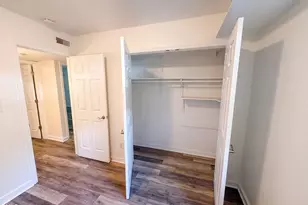 7040 Longstreet Dr, Raleigh, NC 27615 - Photo 15
