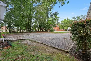 511 N Raiford St, Selma, NC 27576 - Photo 37