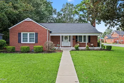 511 N Raiford Street, Selma, NC 27576 - Photo 1