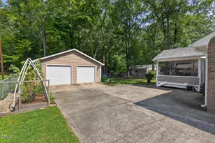 606 Crestview Dr, Durham, NC 27712 - Photo 43