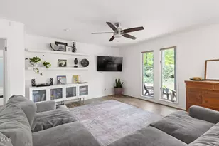 604 Hatch Rd, Chapel Hill, NC 27516 - Photo 7