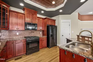 3817 SW Durham Dr, Durham, NC 27707 - Photo 23