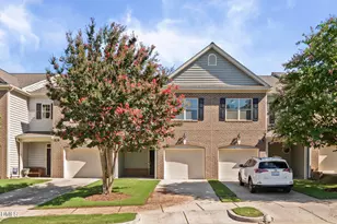 529 Panorama Park Pl, Cary, NC 27519 - Photo 3