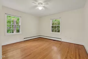 423 Whitehead Cir, Chapel Hill, NC 27514 - Photo 13