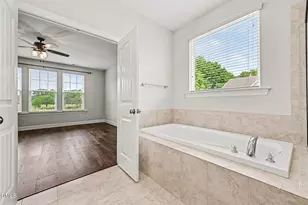 1015 Meadow Pond Dr, Durham, NC 27703 - Photo 17