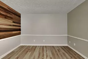 1829 Elkpark Dr, Raleigh, NC 27610 - Photo 9
