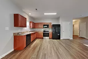 917 Leatherstone Ln, Fuquay-Varina, NC 27526 - Photo 5