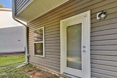 917 Leatherstone Lane, Fuquay-Varina, NC 27526 - Photo 17