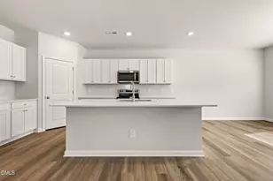 410 Barrington Key, Zebulon, NC 27597 - Photo 3