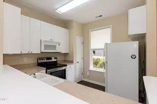 241 Stansbury Ln, Clayton, NC 27527 - Photo 15
