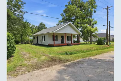 302 W 1st Street, Princeton, NC 27569 - Photo 5