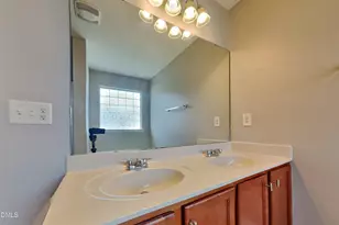 514 Kerriann Ln, Clayton, NC 27520 - Photo 9