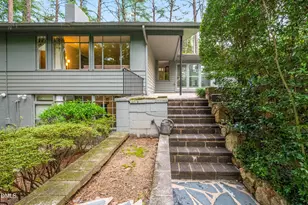 425 Brookside Dr, Chapel Hill, NC 27516 - Photo 5