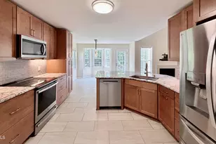 2729 E Shoreham St, Durham, NC 27707 - Photo 7